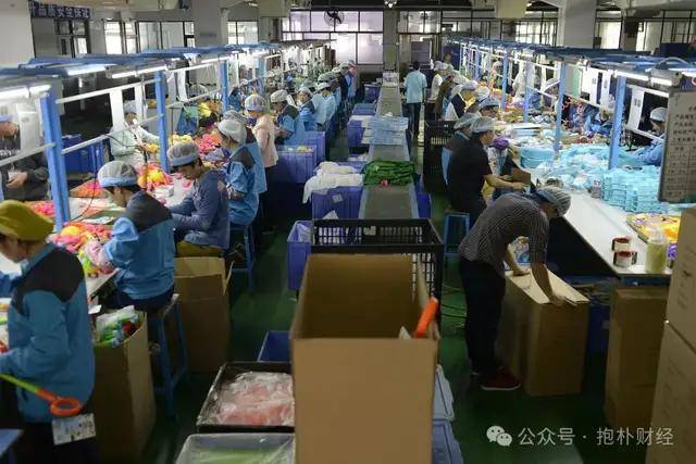 我测评了市面上最火的量化交易软件，结论令我大吃一惊